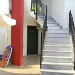Golden Apartment *