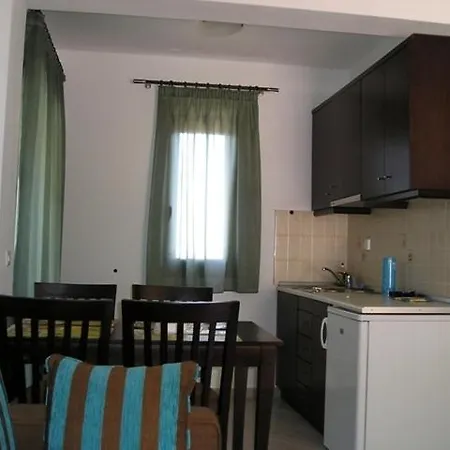 Golden * Chrysi Ammoudia